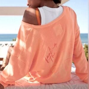 Aerie Summer Dazed Iced Apricot Oversized
Sweatshirt Size Medium